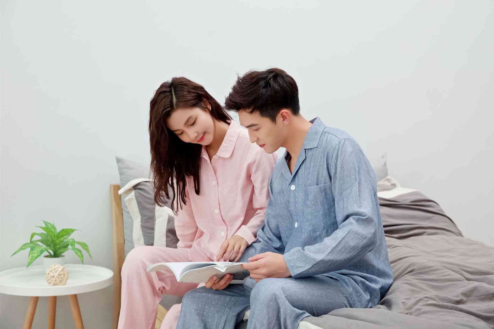 Japanese-style seamless combed cotton double-layer gauze couples pajamas on sale