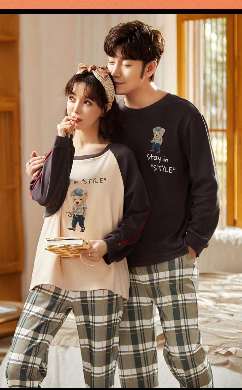 Hooded collarless lively cute cartoon new couple knitted cotton pajamas set on sale 21
