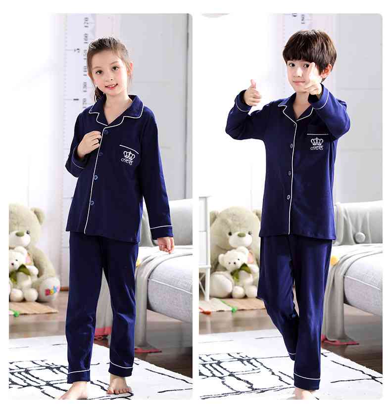 a family of three cotton clothing long-sleeved parent-child pajamas home service on sale