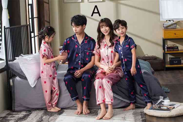 Pink And Blue Strawberry Short-sleeved Thin Section Ice Silk Parent-child Pajamas Suit on sale 1