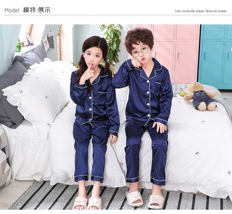 New pajamas for a family of three cartoon ice silk long-sleeved spring and autumn family suit on sale 5
