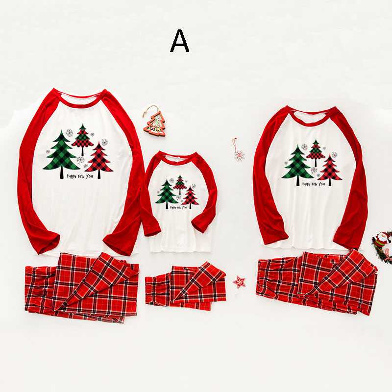 European and American parent-child Christmas tree letter printing family pajamas on sale 1