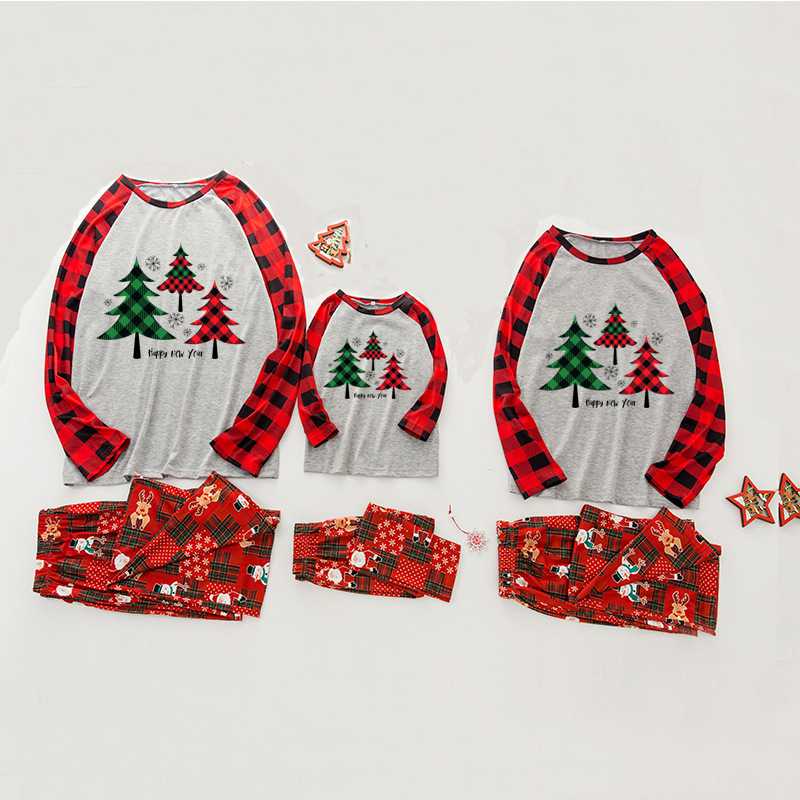 European and American parent-child Christmas tree letter printing family pajamas on sale 4